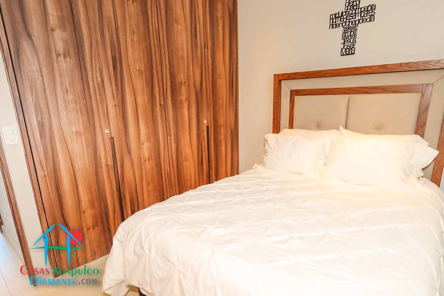 La Isla Emerald B8 - Recámara tres 2